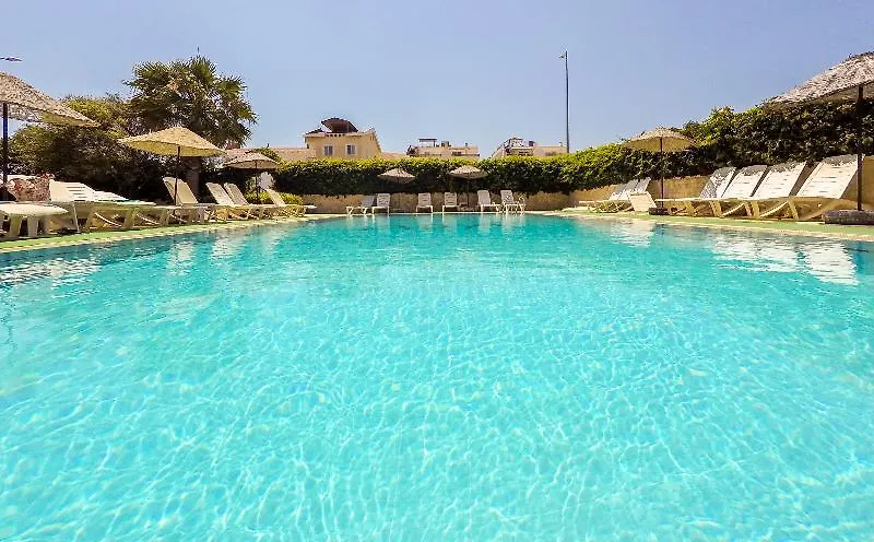 Sultan Apartment Altınkum 2*,  Turchia